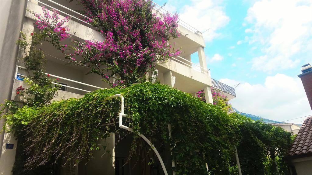 Apartments Angela Makarska Exterior foto