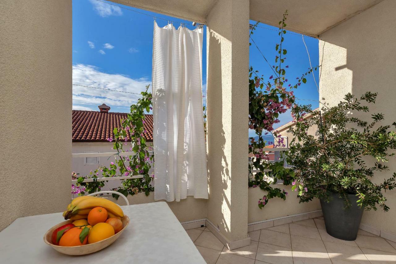 Apartments Angela Makarska Exterior foto